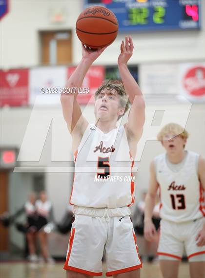Thumbnail 3 in Amanda-Clearcreek vs. Westfall photogallery.