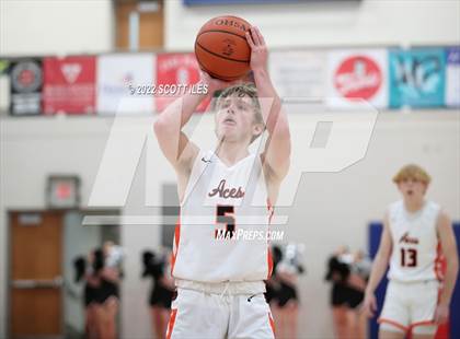 Thumbnail 2 in Amanda-Clearcreek vs. Westfall photogallery.