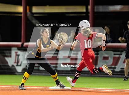 Thumbnail 3 in Denison @ Lovejoy photogallery.