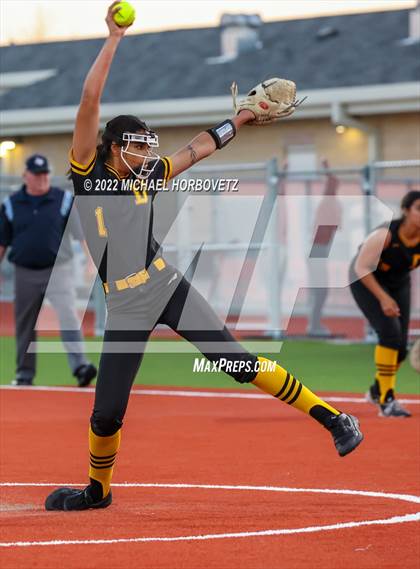 Thumbnail 3 in Denison @ Lovejoy photogallery.