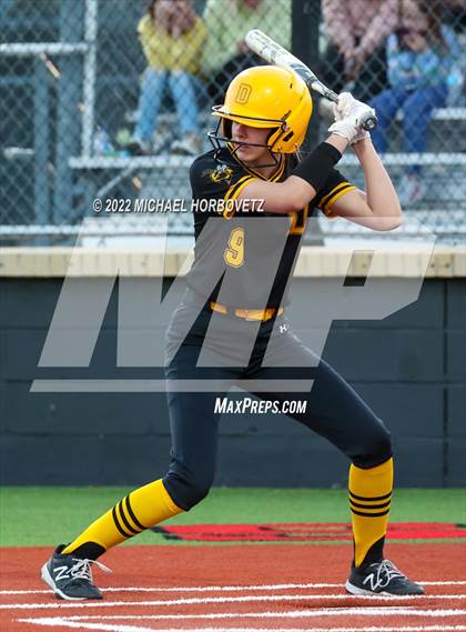 Thumbnail 1 in Denison @ Lovejoy photogallery.