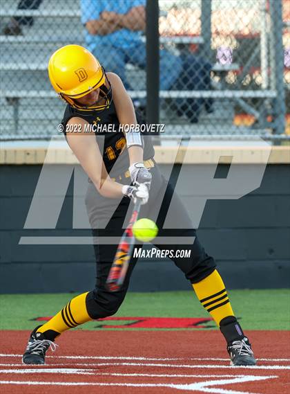 Thumbnail 1 in Denison @ Lovejoy photogallery.