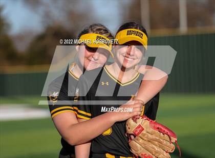 Thumbnail 1 in Denison @ Lovejoy photogallery.