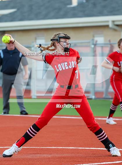 Thumbnail 1 in Denison @ Lovejoy photogallery.