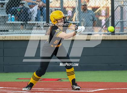 Thumbnail 1 in Denison @ Lovejoy photogallery.