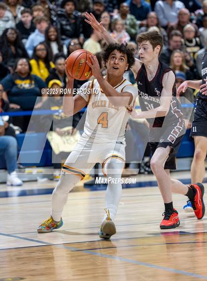 Thumbnail 3 in Bridgehampton vs St. Pius (NYSPHSAA. Section XI Class D Championship) photogallery.