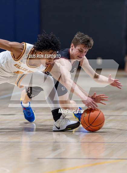 Thumbnail 3 in Bridgehampton vs St. Pius (NYSPHSAA. Section XI Class D Championship) photogallery.