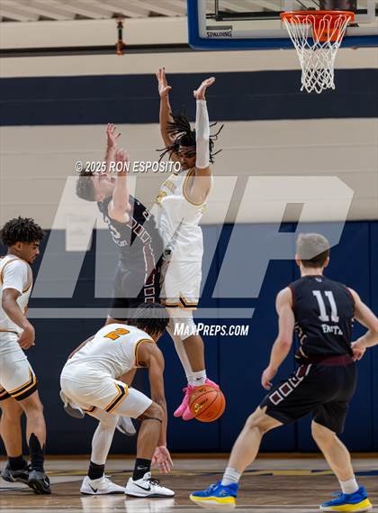 Thumbnail 1 in Bridgehampton vs St. Pius (NYSPHSAA. Section XI Class D Championship) photogallery.