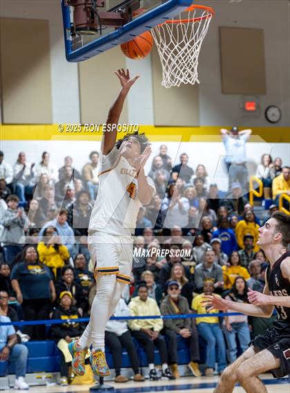 Thumbnail 2 in Bridgehampton vs St. Pius (NYSPHSAA. Section XI Class D Championship) photogallery.