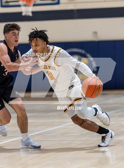 Thumbnail 1 in Bridgehampton vs St. Pius (NYSPHSAA. Section XI Class D Championship) photogallery.