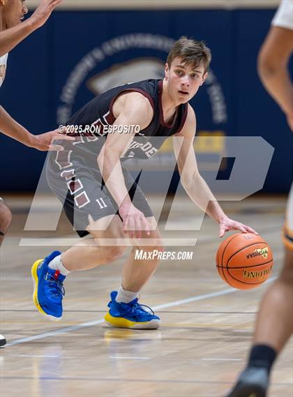Thumbnail 1 in Bridgehampton vs St. Pius (NYSPHSAA. Section XI Class D Championship) photogallery.