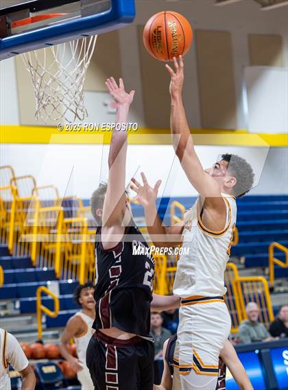 Thumbnail 3 in Bridgehampton vs St. Pius (NYSPHSAA. Section XI Class D Championship) photogallery.