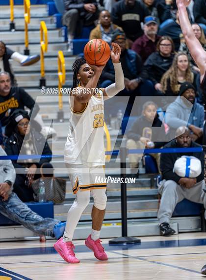 Thumbnail 1 in Bridgehampton vs St. Pius (NYSPHSAA. Section XI Class D Championship) photogallery.