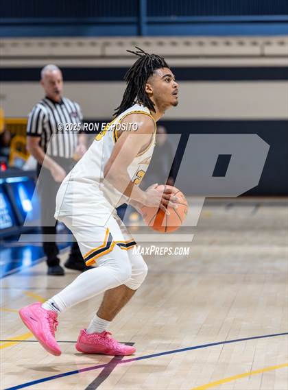 Thumbnail 1 in Bridgehampton vs St. Pius (NYSPHSAA. Section XI Class D Championship) photogallery.