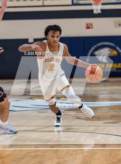 Thumbnail 2 in Bridgehampton vs St. Pius (NYSPHSAA. Section XI Class D Championship) photogallery.