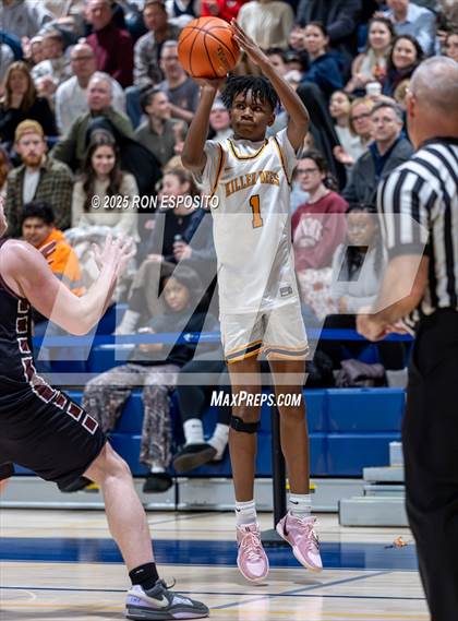 Thumbnail 3 in Bridgehampton vs St. Pius (NYSPHSAA. Section XI Class D Championship) photogallery.