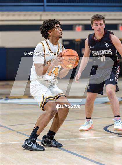 Thumbnail 2 in Bridgehampton vs St. Pius (NYSPHSAA. Section XI Class D Championship) photogallery.