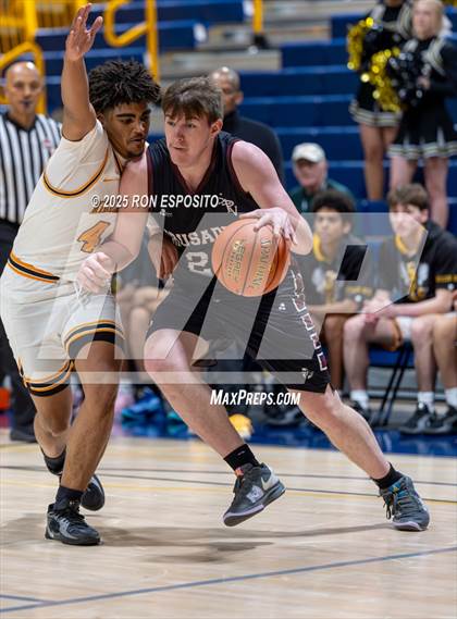 Thumbnail 1 in Bridgehampton vs St. Pius (NYSPHSAA. Section XI Class D Championship) photogallery.