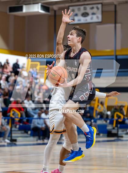 Thumbnail 1 in Bridgehampton vs St. Pius (NYSPHSAA. Section XI Class D Championship) photogallery.