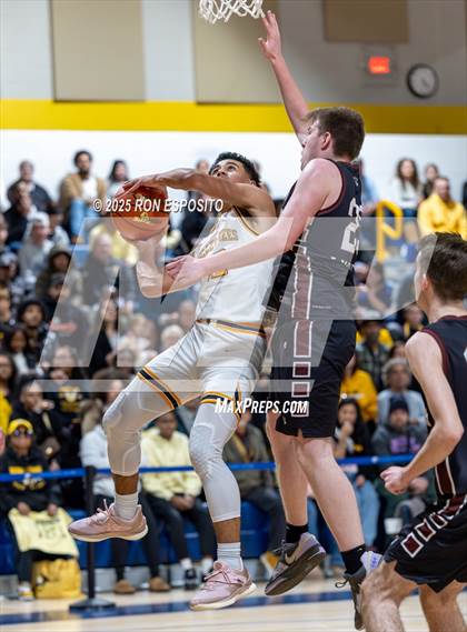 Thumbnail 1 in Bridgehampton vs St. Pius (NYSPHSAA. Section XI Class D Championship) photogallery.