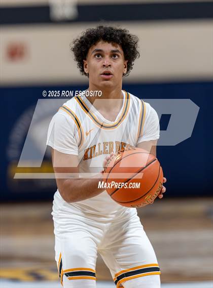 Thumbnail 1 in Bridgehampton vs St. Pius (NYSPHSAA. Section XI Class D Championship) photogallery.