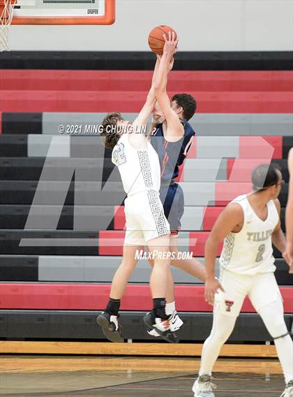 Thumbnail 3 in Tesoro @ Tustin (Tustin Holiday Classic) photogallery.