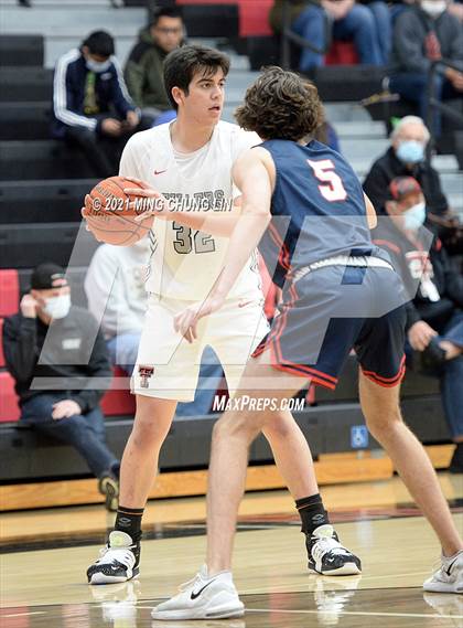Thumbnail 3 in Tesoro @ Tustin (Tustin Holiday Classic) photogallery.