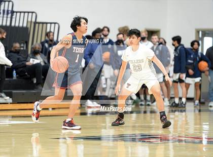 Thumbnail 2 in Tesoro @ Tustin (Tustin Holiday Classic) photogallery.