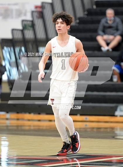 Thumbnail 3 in Tesoro @ Tustin (Tustin Holiday Classic) photogallery.