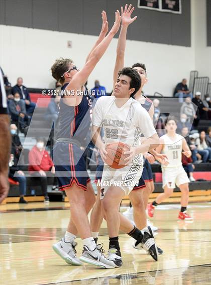 Thumbnail 2 in Tesoro @ Tustin (Tustin Holiday Classic) photogallery.