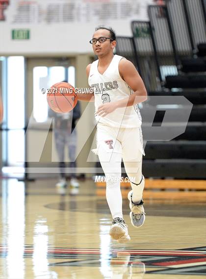 Thumbnail 1 in Tesoro @ Tustin (Tustin Holiday Classic) photogallery.