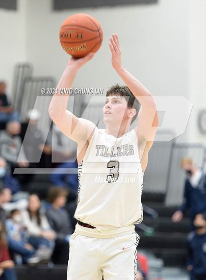 Thumbnail 3 in Tesoro @ Tustin (Tustin Holiday Classic) photogallery.