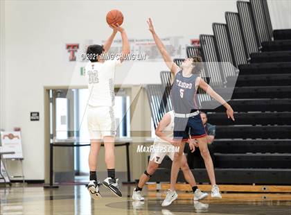 Thumbnail 3 in Tesoro @ Tustin (Tustin Holiday Classic) photogallery.