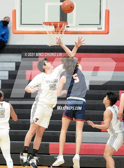 Thumbnail 2 in Tesoro @ Tustin (Tustin Holiday Classic) photogallery.