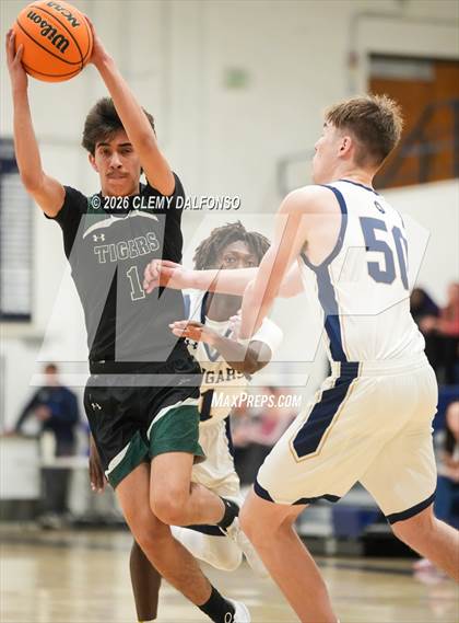 Thumbnail 1 in Summit @ Evergreen photogallery.