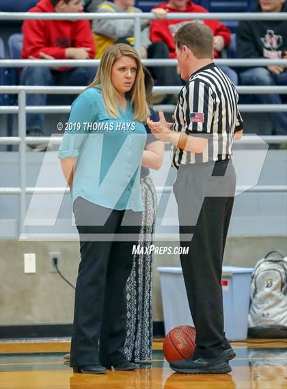 Thumbnail 2 in Goldthwaite vs. Muenster (UIL 2A Area Playoff) photogallery.