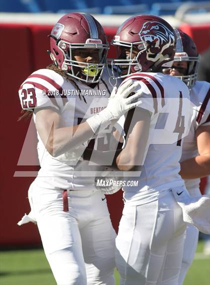 Thumbnail 3 in Greenwood vs. Benton (AAA 6A Final) photogallery.