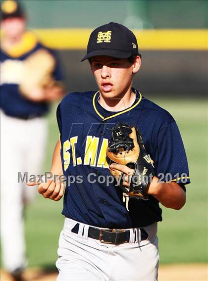 Thumbnail 3 in Saint Marks vs Episcopal photogallery.