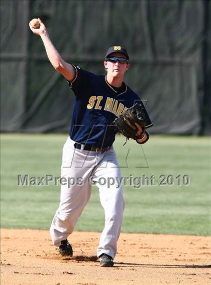 Thumbnail 3 in Saint Marks vs Episcopal photogallery.