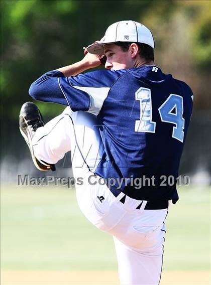 Thumbnail 2 in Saint Marks vs Episcopal photogallery.