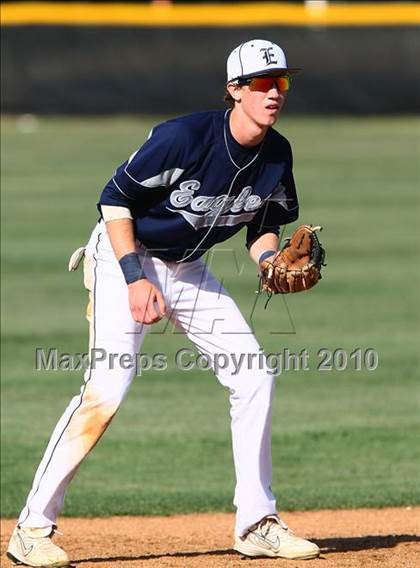 Thumbnail 3 in Saint Marks vs Episcopal photogallery.