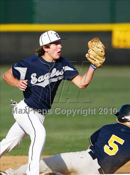 Thumbnail 3 in Saint Marks vs Episcopal photogallery.