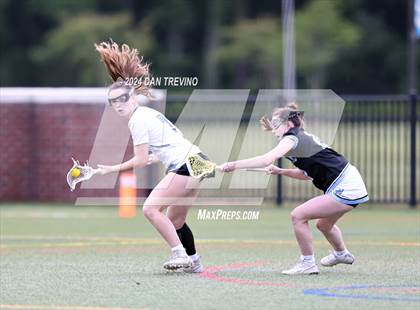 Thumbnail 2 in Warhill vs York (Championship) photogallery.