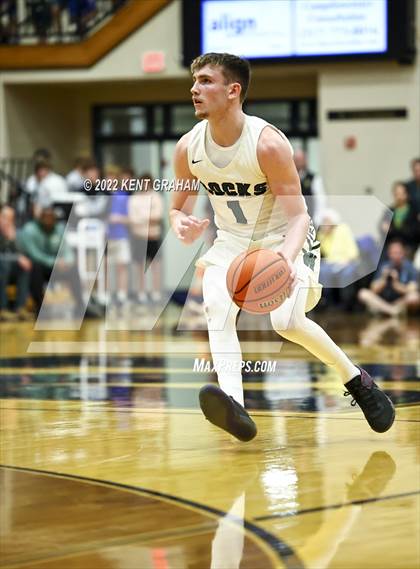 Thumbnail 2 in Westfield vs Carmel (IHSAA 4A Sectional Playoff) photogallery.
