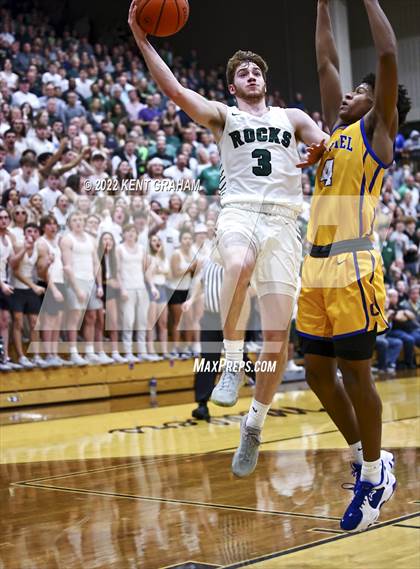 Thumbnail 2 in Westfield vs Carmel (IHSAA 4A Sectional Playoff) photogallery.