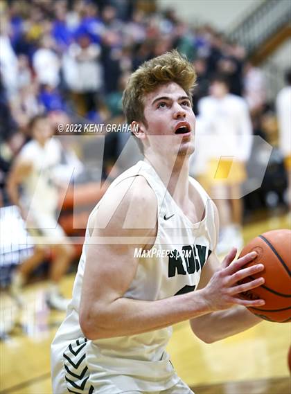 Thumbnail 1 in Westfield vs Carmel (IHSAA 4A Sectional Playoff) photogallery.