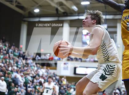 Thumbnail 3 in Westfield vs Carmel (IHSAA 4A Sectional Playoff) photogallery.