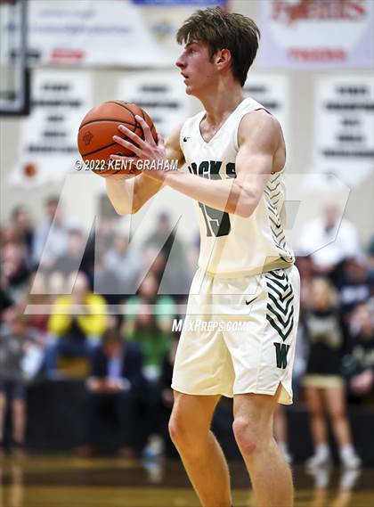 Thumbnail 3 in Westfield vs Carmel (IHSAA 4A Sectional Playoff) photogallery.