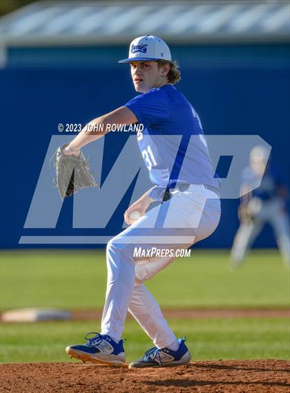 Thumbnail 3 in Gallatin @ Lebanon photogallery.