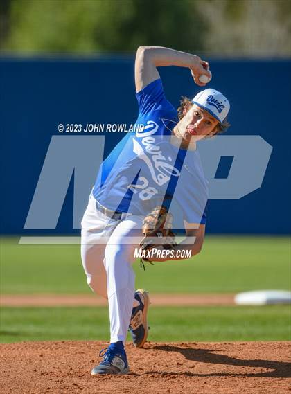 Thumbnail 1 in Gallatin @ Lebanon photogallery.
